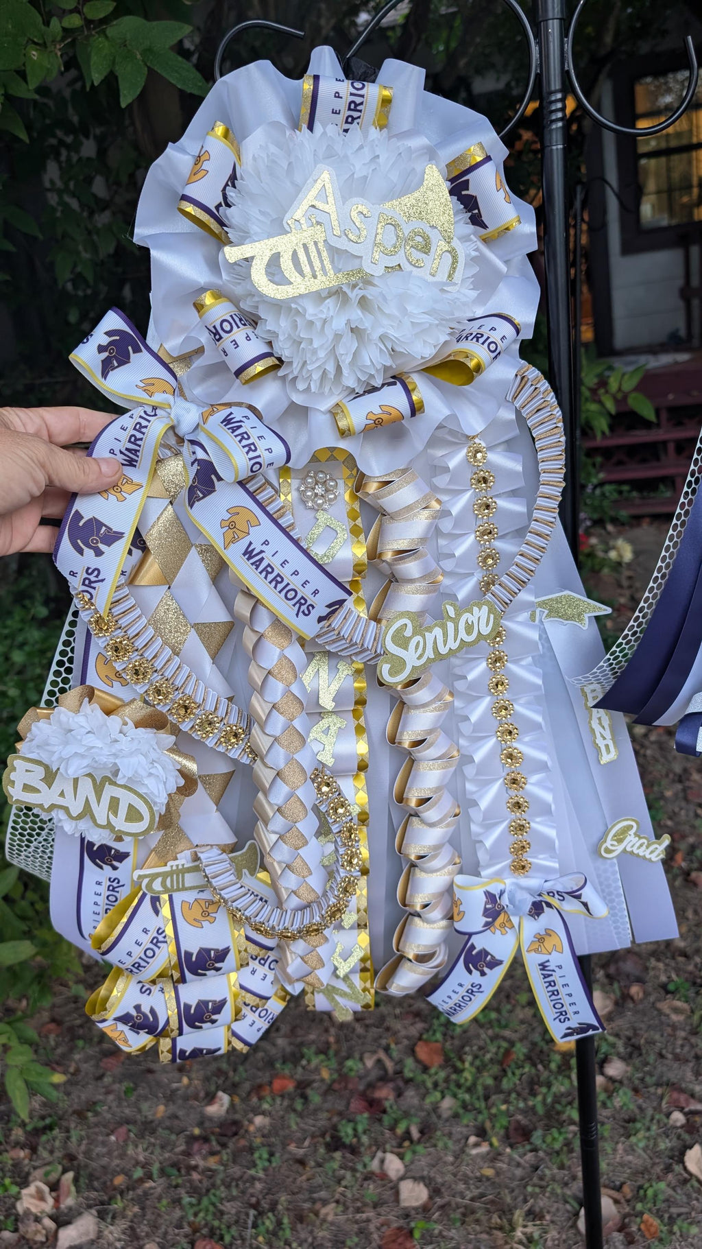 Large Homecoming Garter (Homecoming Mum)