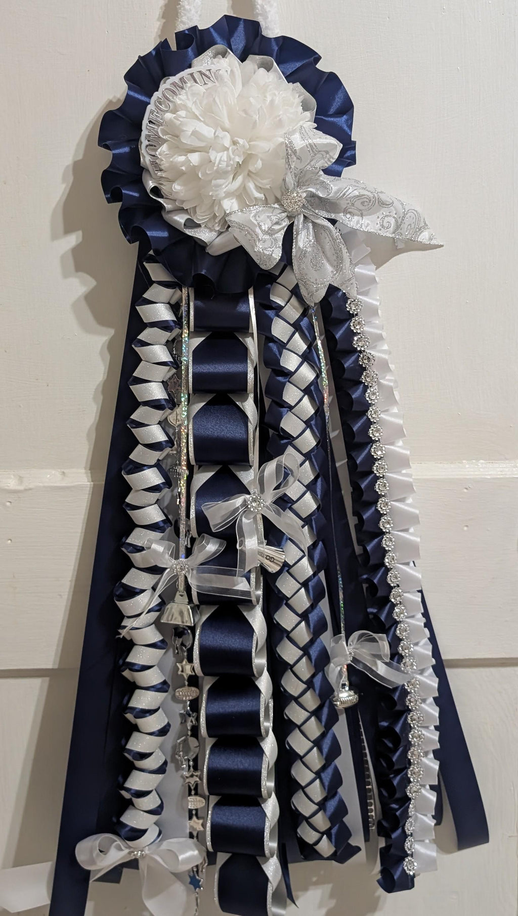 Small Full Length Homecoming mum
