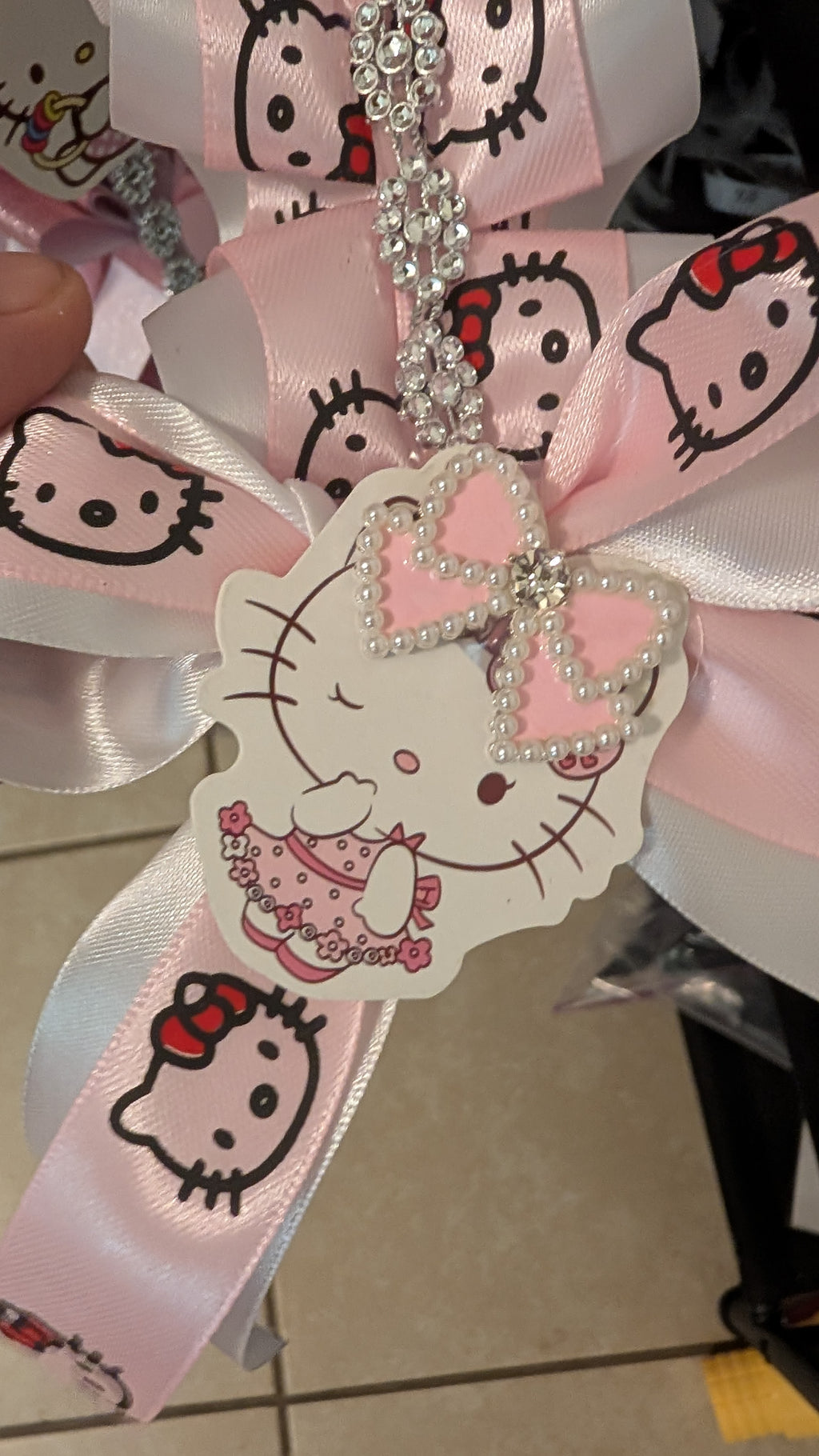 Hello Kitty Small Mum