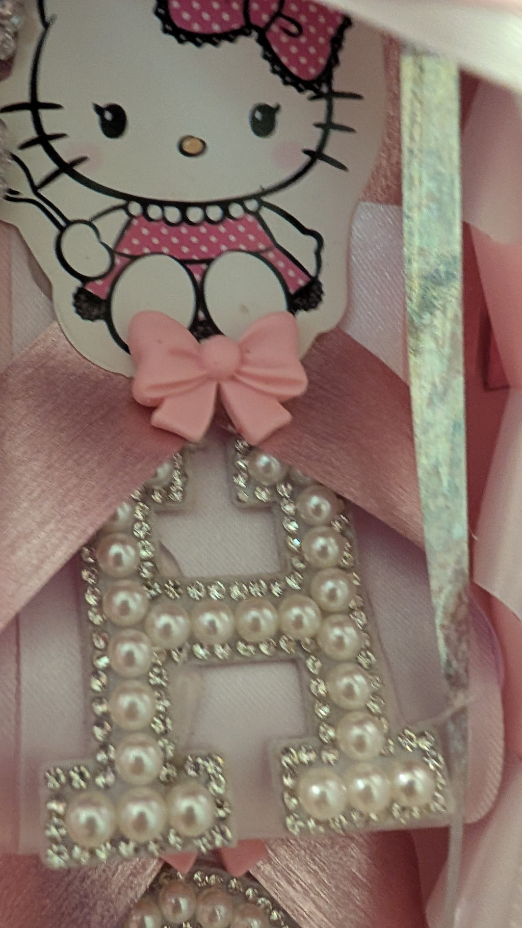 Plastic Pink Accent Bows