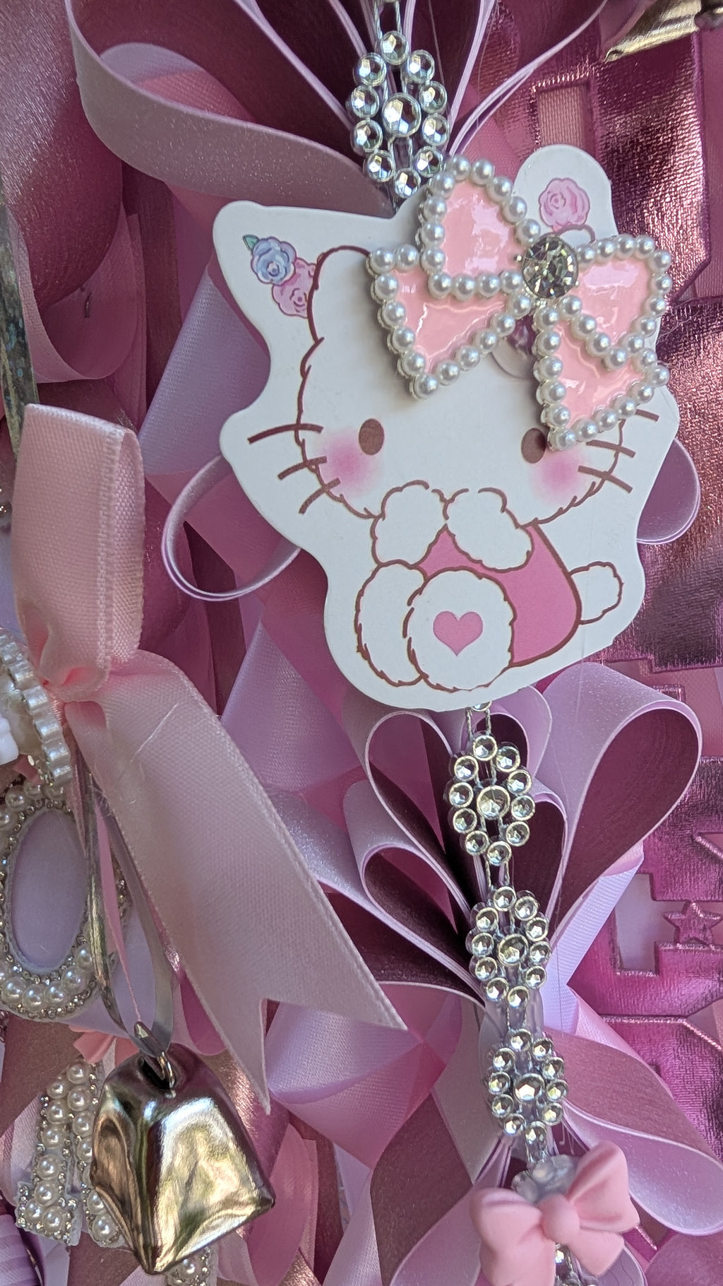 Hello Kitty Small Mum